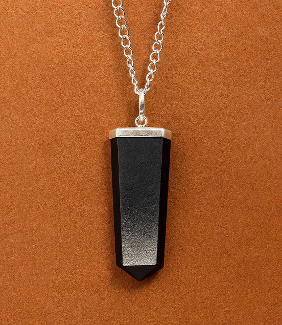 Gemstone Flat Pencil Pendant – Black Agate