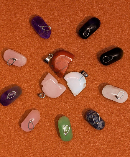 Gemstone Mini Skull Pendants – 12 Assorted 20x15mm