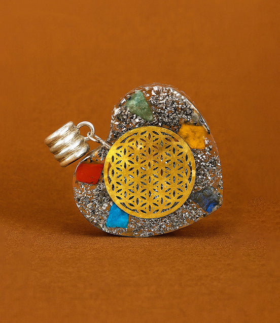 Orgonite Power Pendant – 7 Stone Chakra Heart
