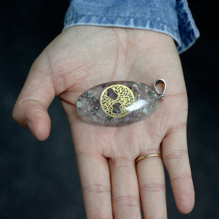 Orgonite Power Pendant – 7 Stone Chakra Oval with Tree