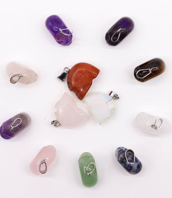 Gemstone Mini Skull Pendants – 12 Assorted 20x15mm