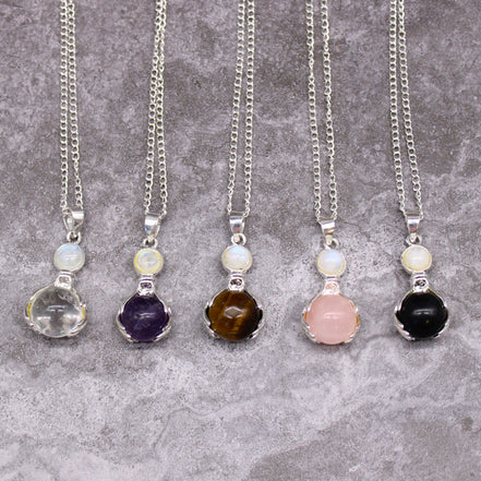 Gemstone Healing Hands Pendant – Rose Quartz