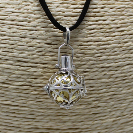 Silver Angel Bell – Night-time – 18mm