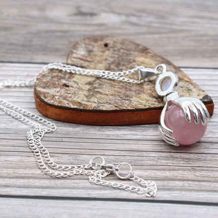 Gemstone Healing Hands Pendant – Rose Quartz