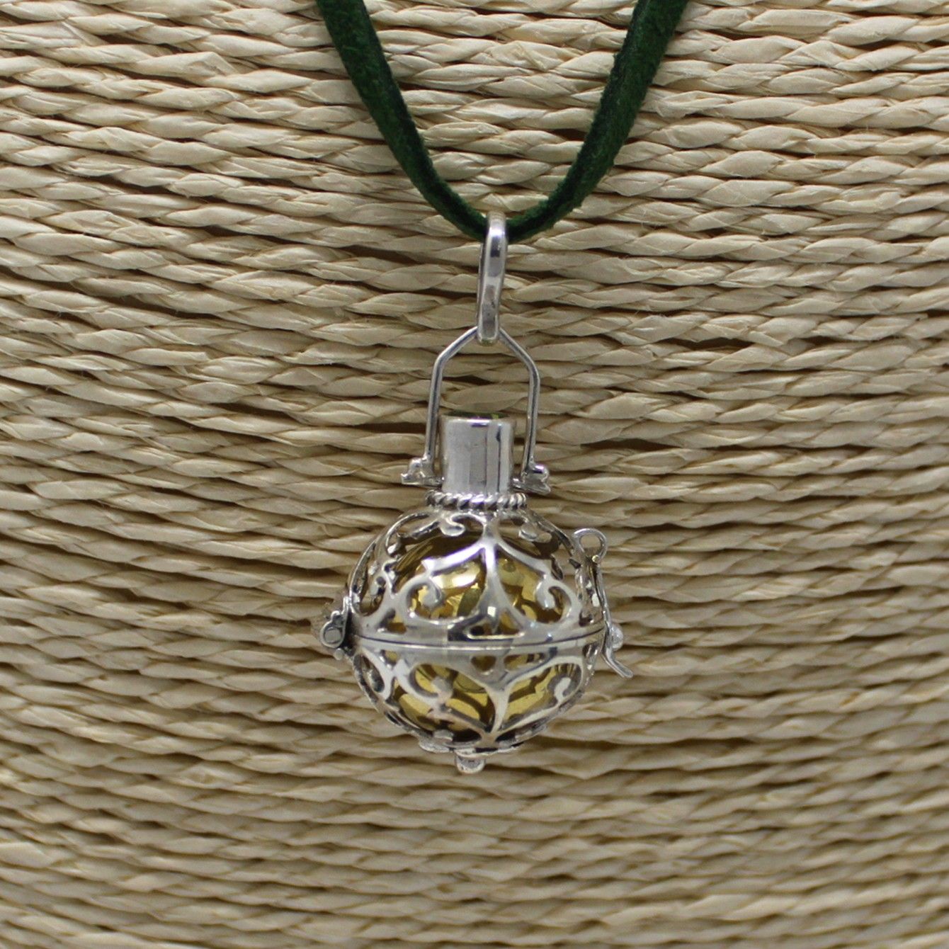 Silver Angel Bell – Romance – 18mm