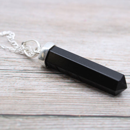 Gemstone Classic Point Pendant – Black Agate