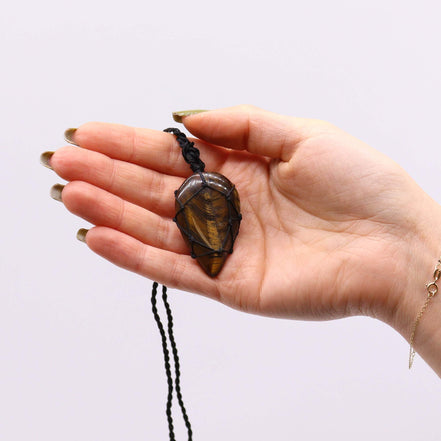 Laced Gemstone Teardrop Pendant Necklace – Tigereye